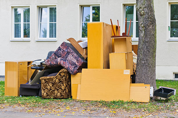 Best Commercial Cleanout Services  in Mona, UT
